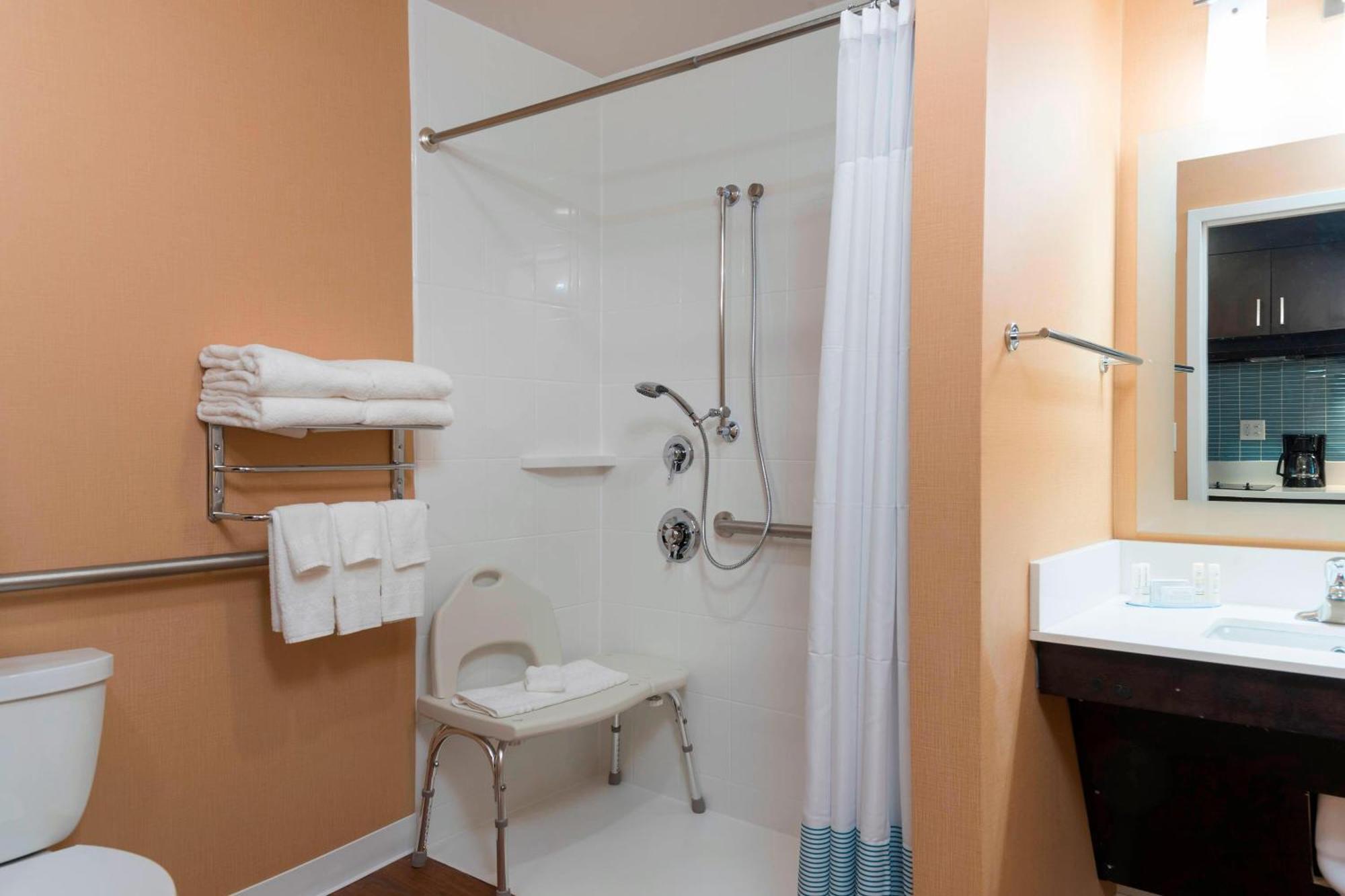 Towneplace Suites By Marriott Ontario-Mansfield Esterno foto