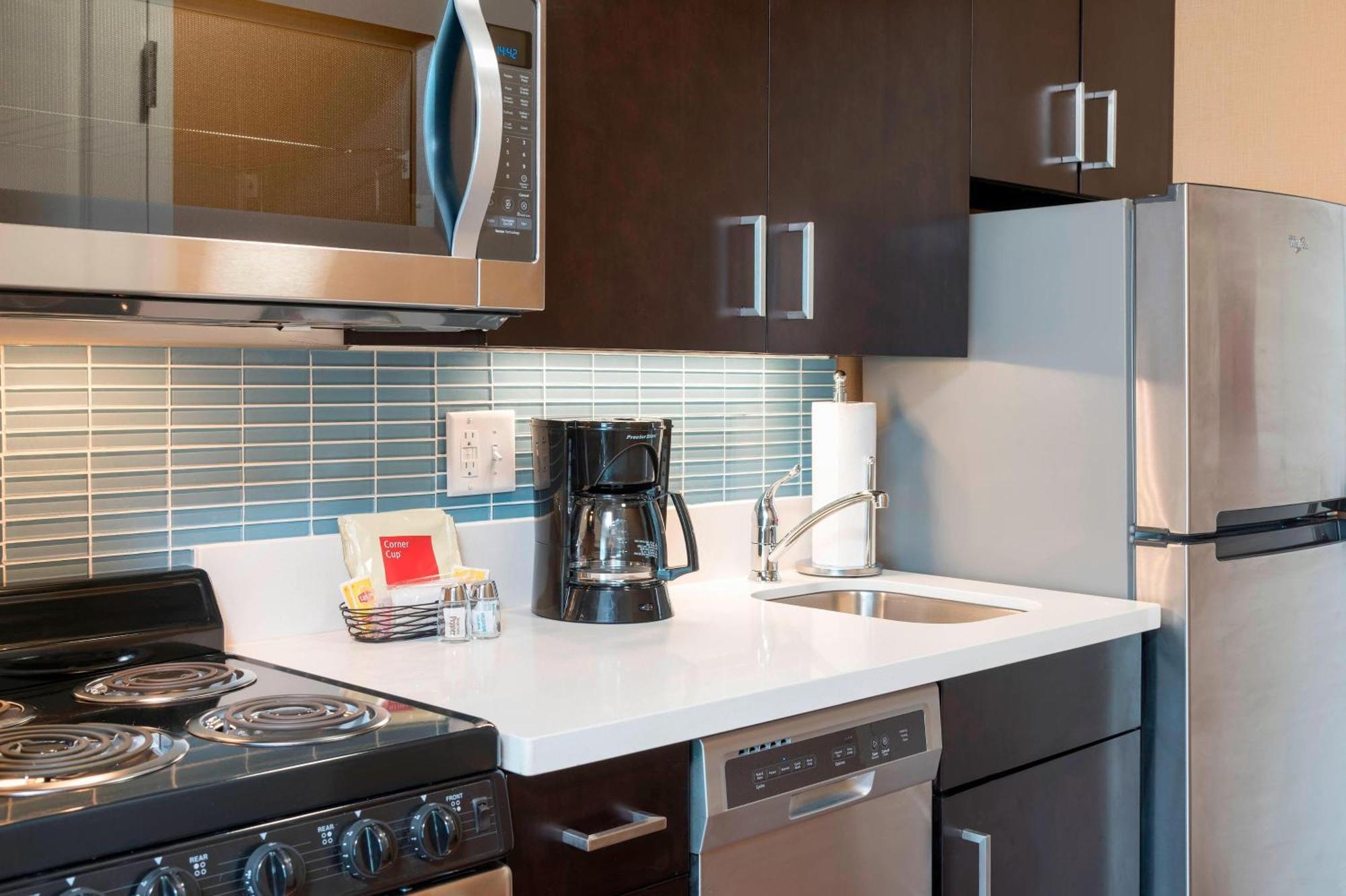 Towneplace Suites By Marriott Ontario-Mansfield Esterno foto