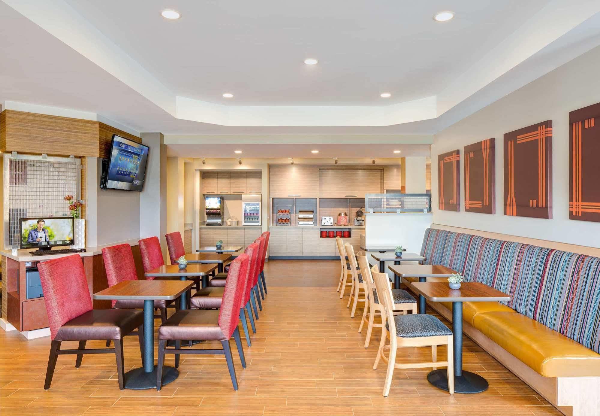 Towneplace Suites By Marriott Ontario-Mansfield Esterno foto